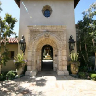 Custom carved sinks Canada